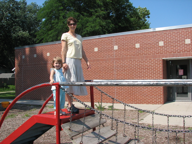 Bri & Maeve at ye ole elementary school